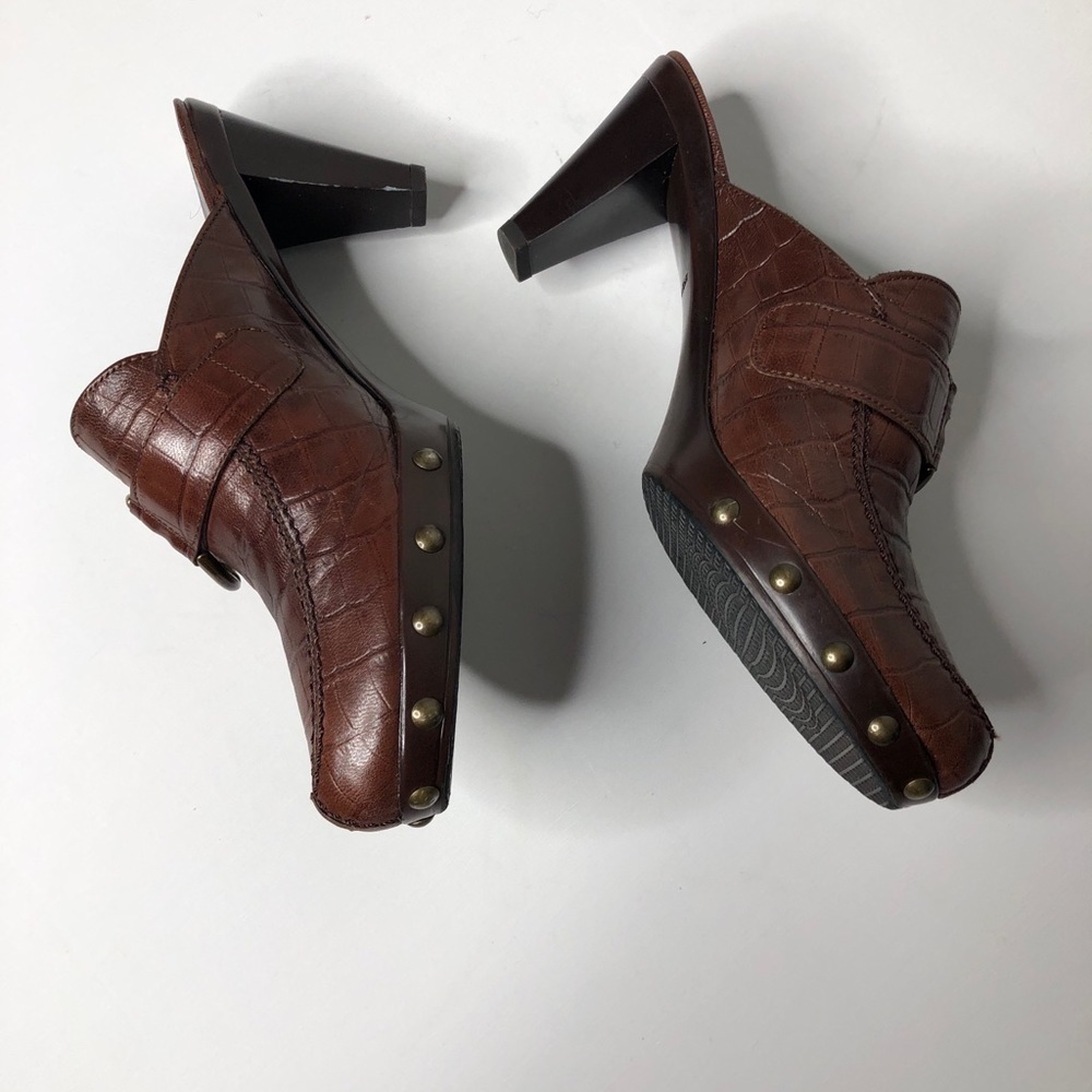 Stuart Weitzman heeled clogs - Picture 3 of 10